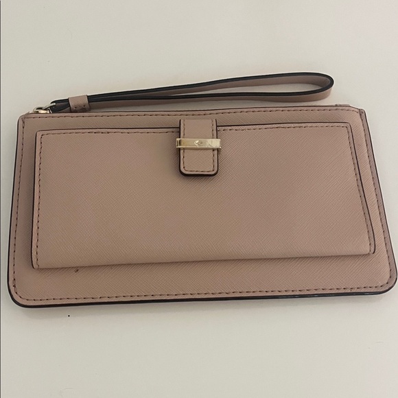 Kate Spade Blush Leather Wallet Wristlet - Picture 2 of 4